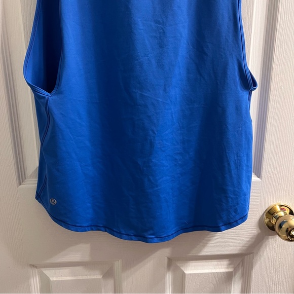 Lululemon Women’s Muscle Tank - Picture 3 of 8